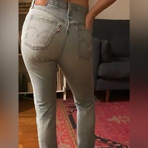 Women’s Levi’s 501 Skinny Jeans, size 28